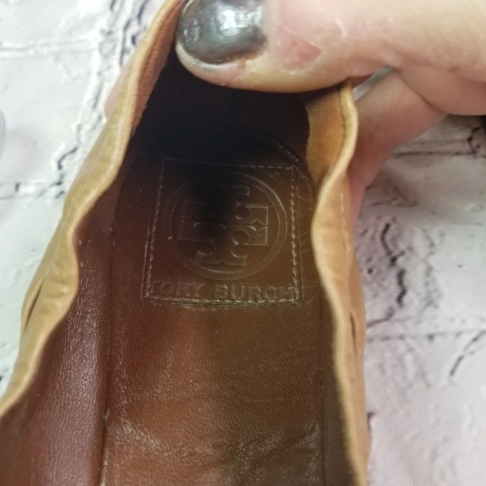 Tory Burch Shelby tan leather ballet slip on flats